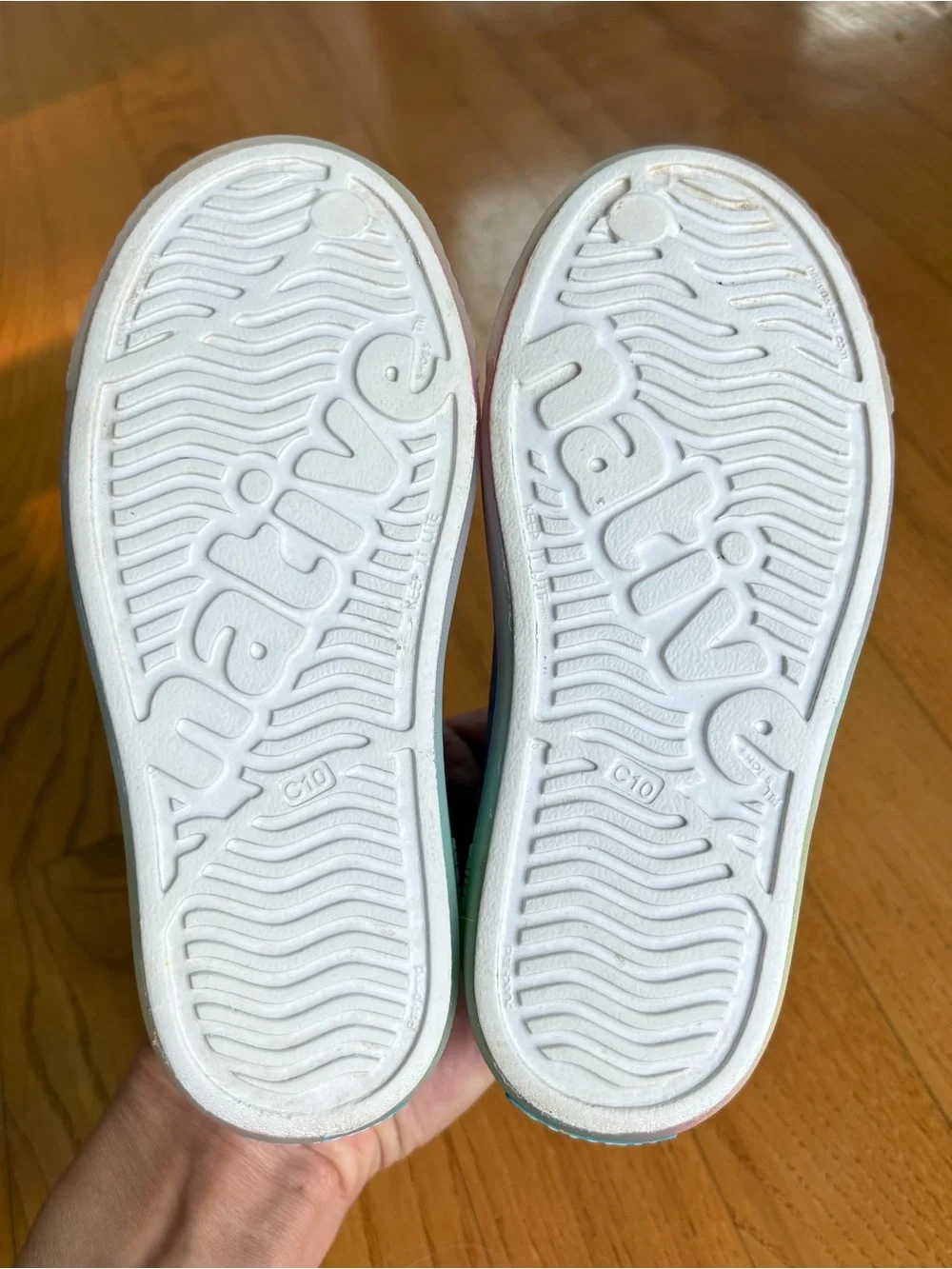 Native Jefferson Slip On Sneakers Shoes Sugarlite Rainbow Ombre Kids Girl Sz C10